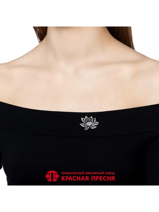 Красная Пресня Серебряная брошь Цветок с резными лепесточками и с овальным, серебристый, фото 3