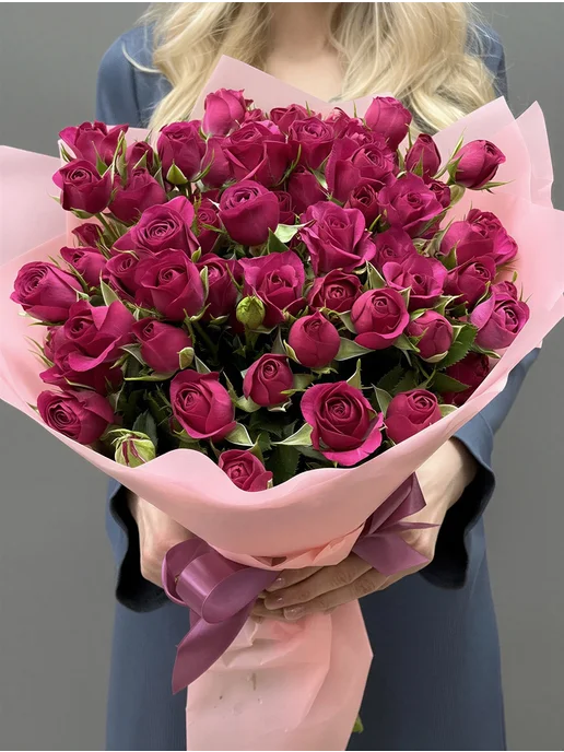 ROZA4U Букет живых цветов 15 малиновых кустовых роз Шайенн 50 см, красный, фото 2