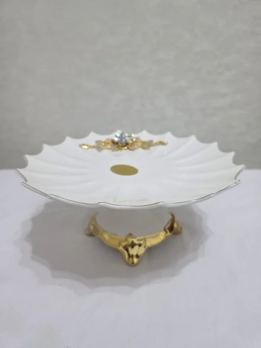 ROYAL. ELLA. Katherina. Vallentina Тортовница с брошью, белый, фото 6