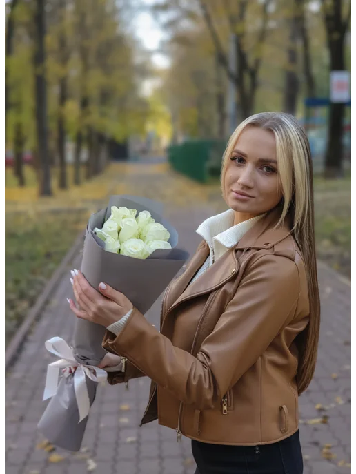 ROZA4U Букет живых цветов из 25 белых роз 60 см, белый, фото 4