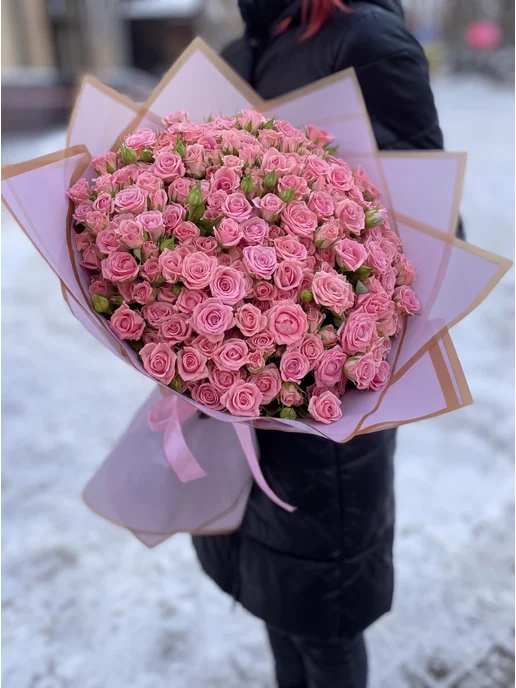 ROZA4U Букет живых цветов 51 кустовая Роза 50 см, розовый