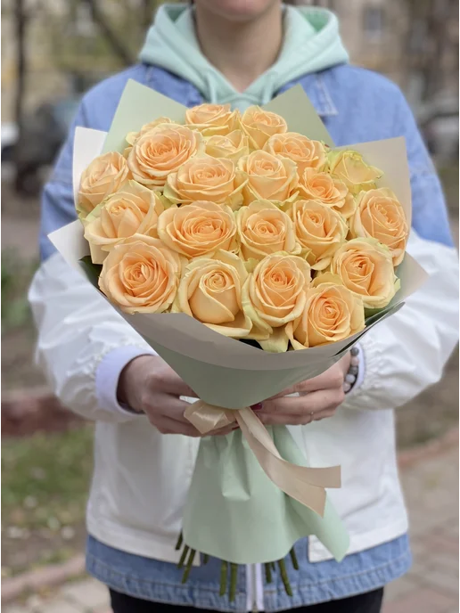 ROZA4U Букет живых цветов 21 роза Пич Аваланш 60 см, желтый, фото 4