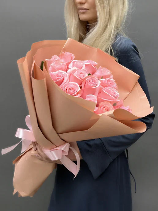 ROZA4U Букет живых цветов 15 коралловых роз Би Свит, розовый, фото 4